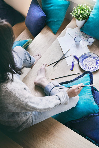 CUSHION BLUE FRINGES