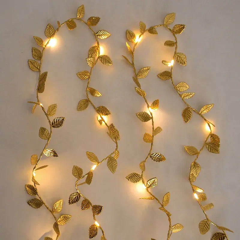 DECORATION LIGHT GOLD LEAVES