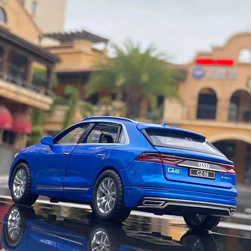 MINIATURE CAR AUDI