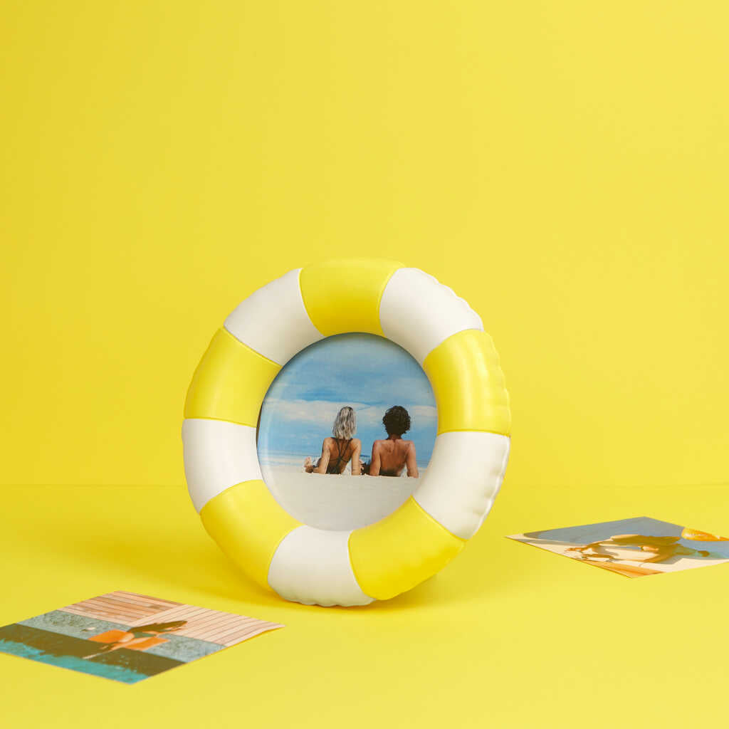 PHOTO FRAME YELLOW LIFEBUOY