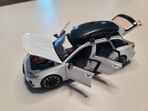 MINIATURAUTO AUDI