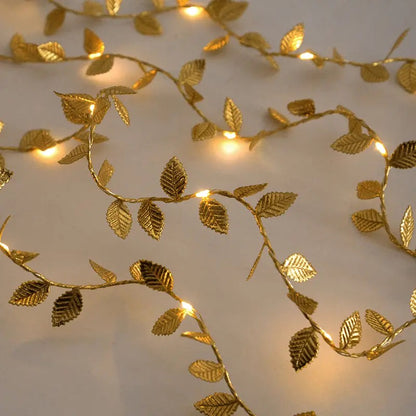 DECORATION LIGHT GOLD LEAVES