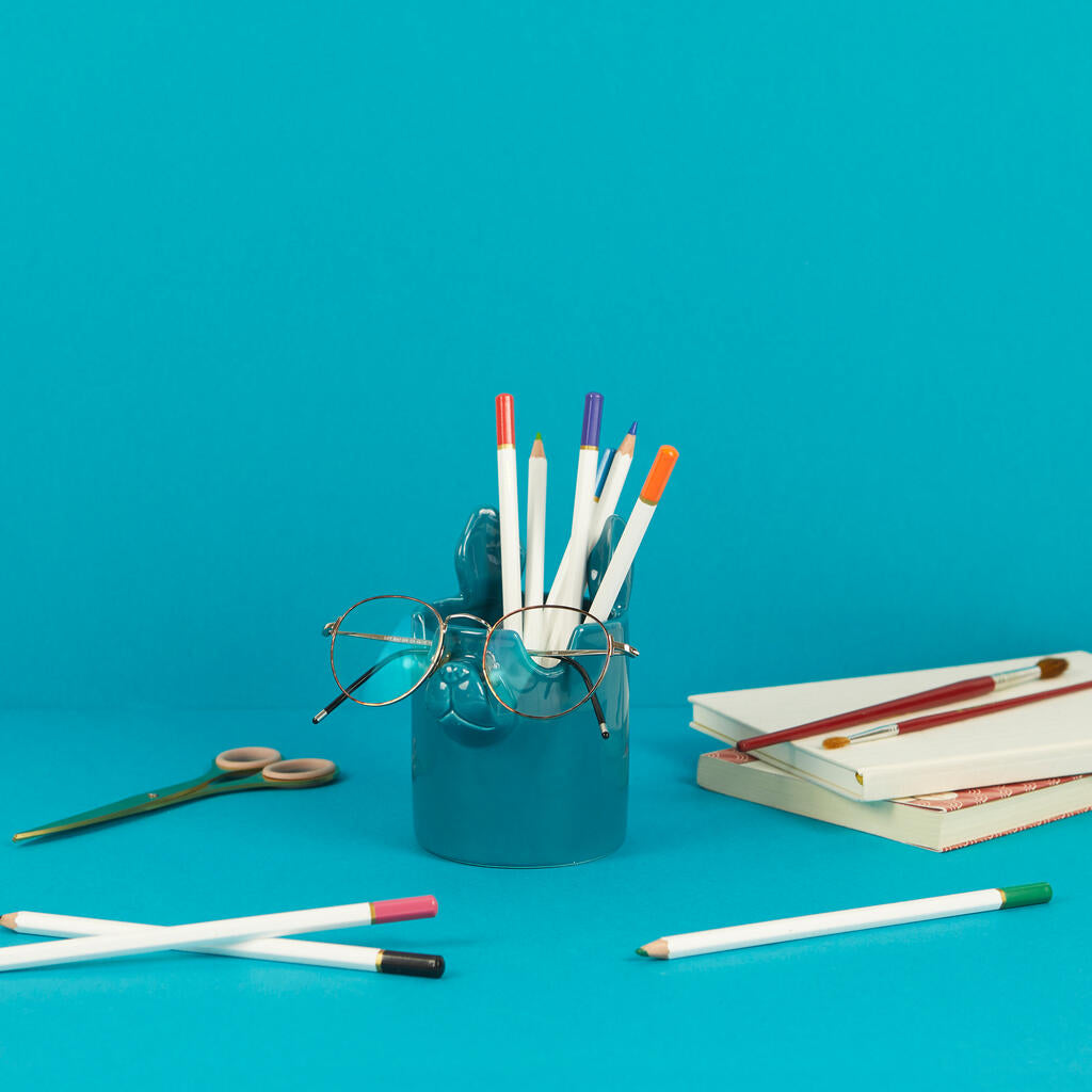 PEN HOLDER BLUE NOSY DOG