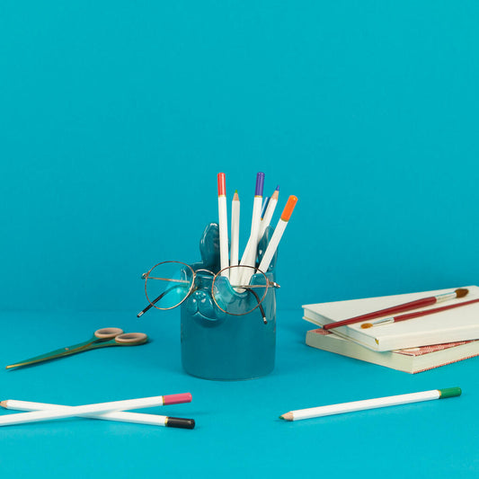 PEN HOLDER BLUE NOSY DOG