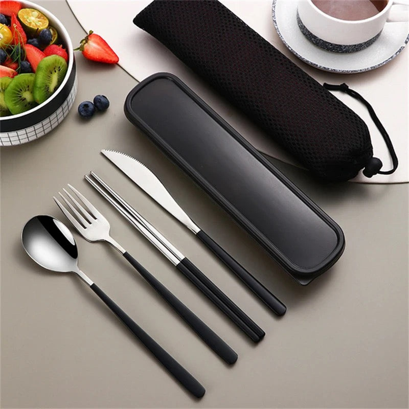 CUTLERY SET FERRAMENTA