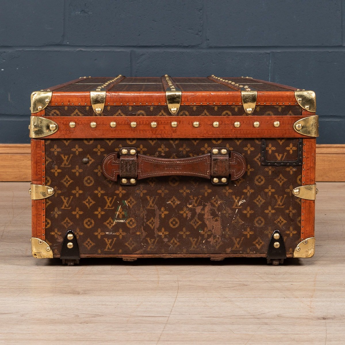 TRUNK LOUIS VUITTON